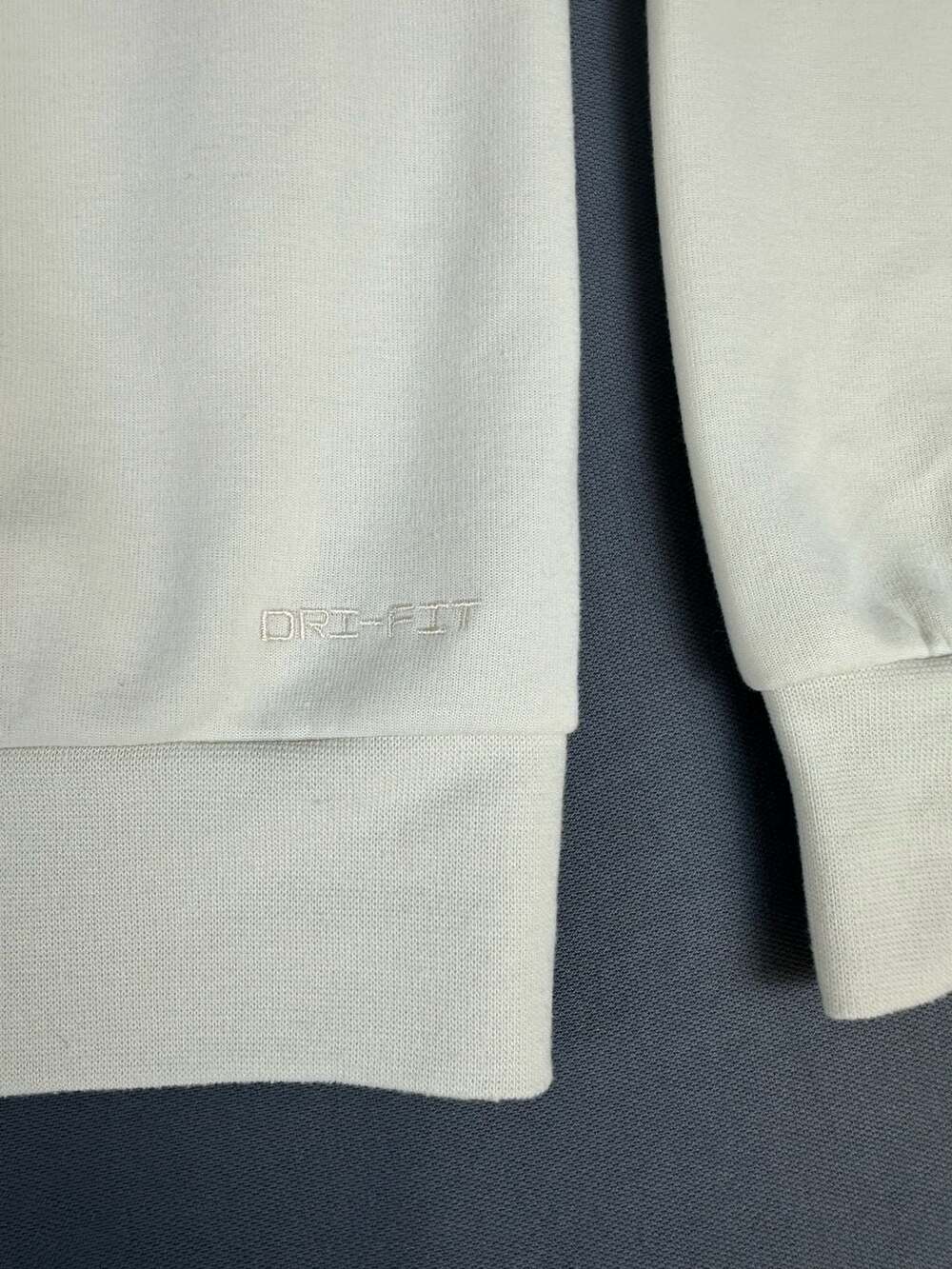 Nike Dri-Fit Mini Swoosh Cream Pullover Hoodie Men's Size Medium - Picture 11 of 13